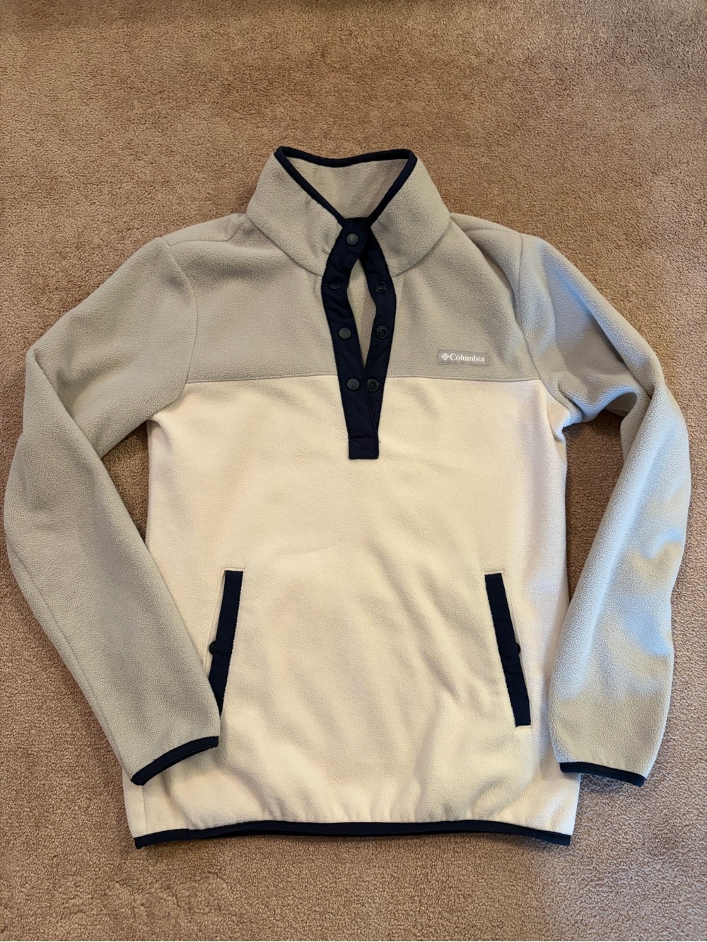 Columbia Two-Tone Beige Pullover Fleece